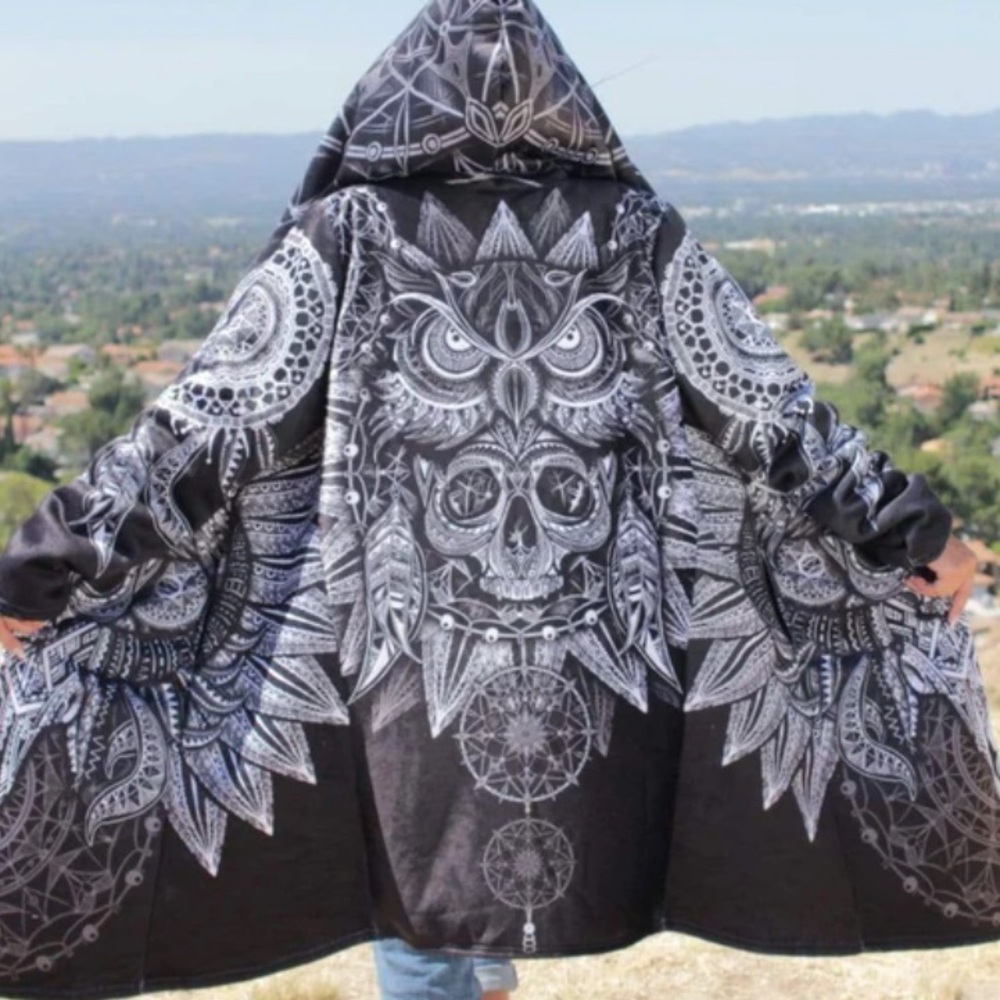 Luna Fide Cloak